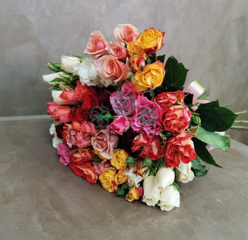Букет цветов из: Розы в Платаве