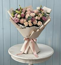 Букет цветов из:  Розы и Лизиантусы #REPLACE_PRED# Платаве