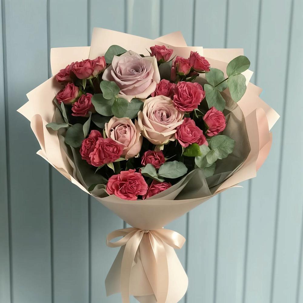 Букет цветов из: Гвоздики и Розы в Платаве