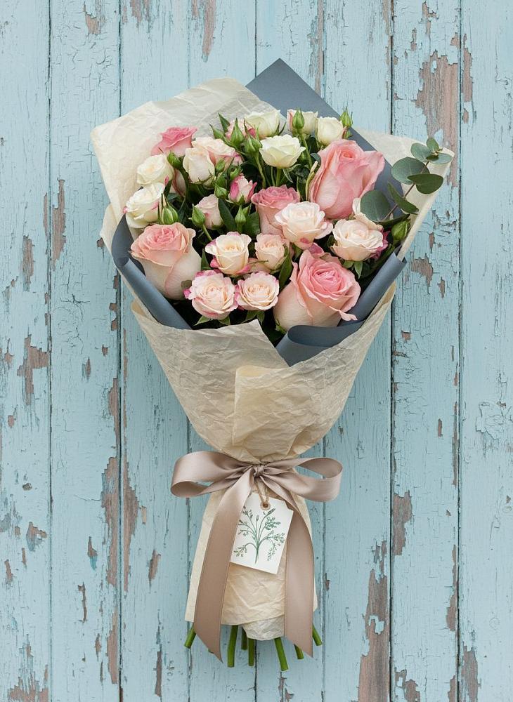 Букет цветов из: Розы в Платаве