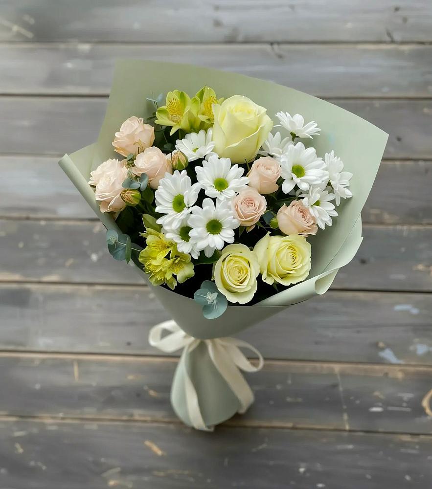 Букет цветов из: Альстромерии, Розы и Хризантемы в Платаве