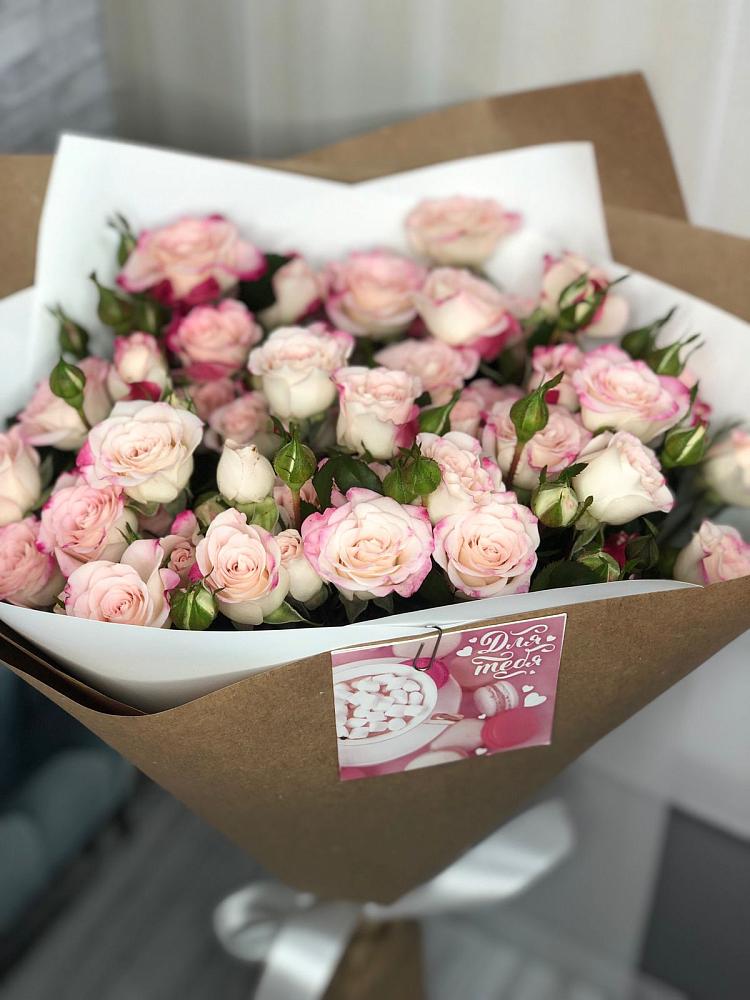 Букет цветов из: Розы в Платаве