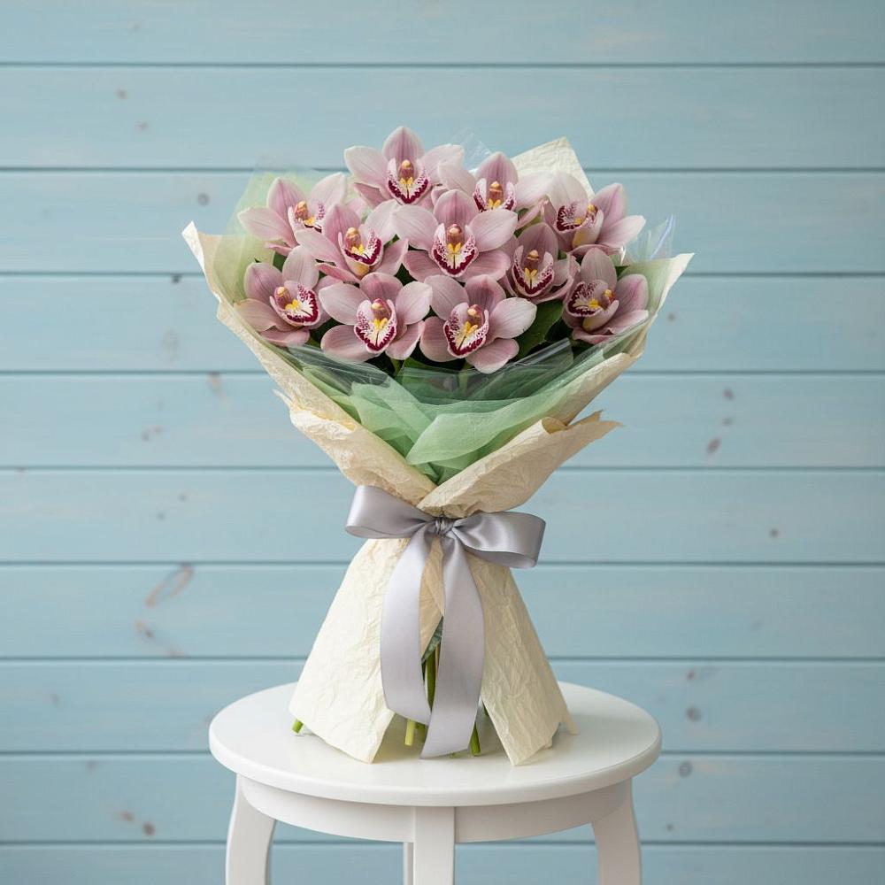 Букет цветов из: Орхидеи и Розы в Платаве