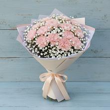 Букет цветов из:  Гвоздики в Платаве