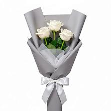 Букет 3 белые розы #REPLACE_PRED# Платаве