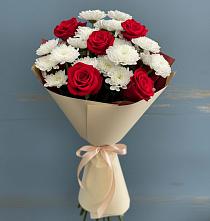 Букет цветов из:  Розы и Хризантемы в Платаве