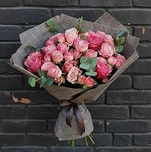 Букет цветов из:  Розы в Платаве